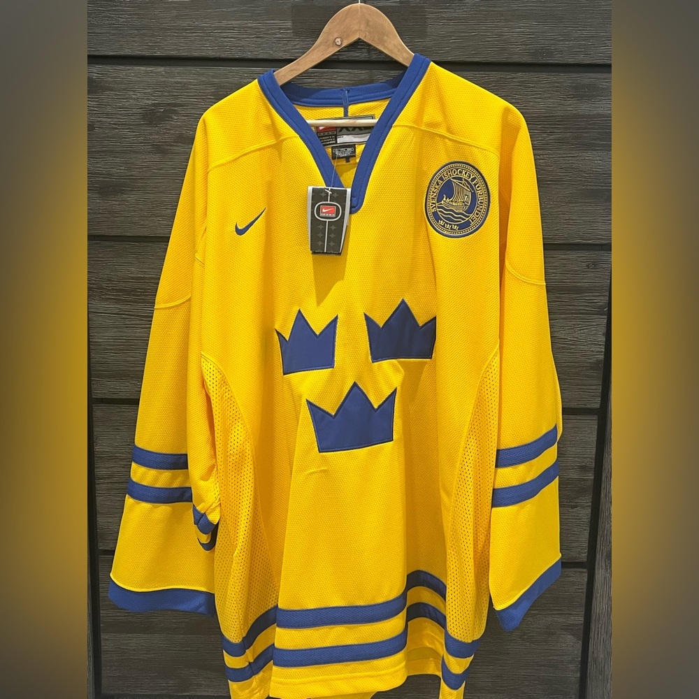 ‼️ Vintage Deadstock Nike Sweden National Hockey Team Jersey 🇸🇪🏒 - Size 2XL